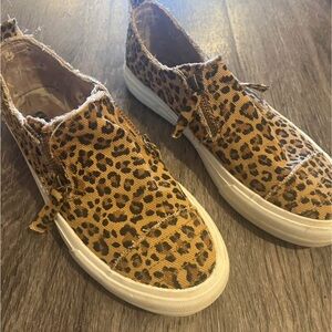 Leopard Print Sneakers with Zipper